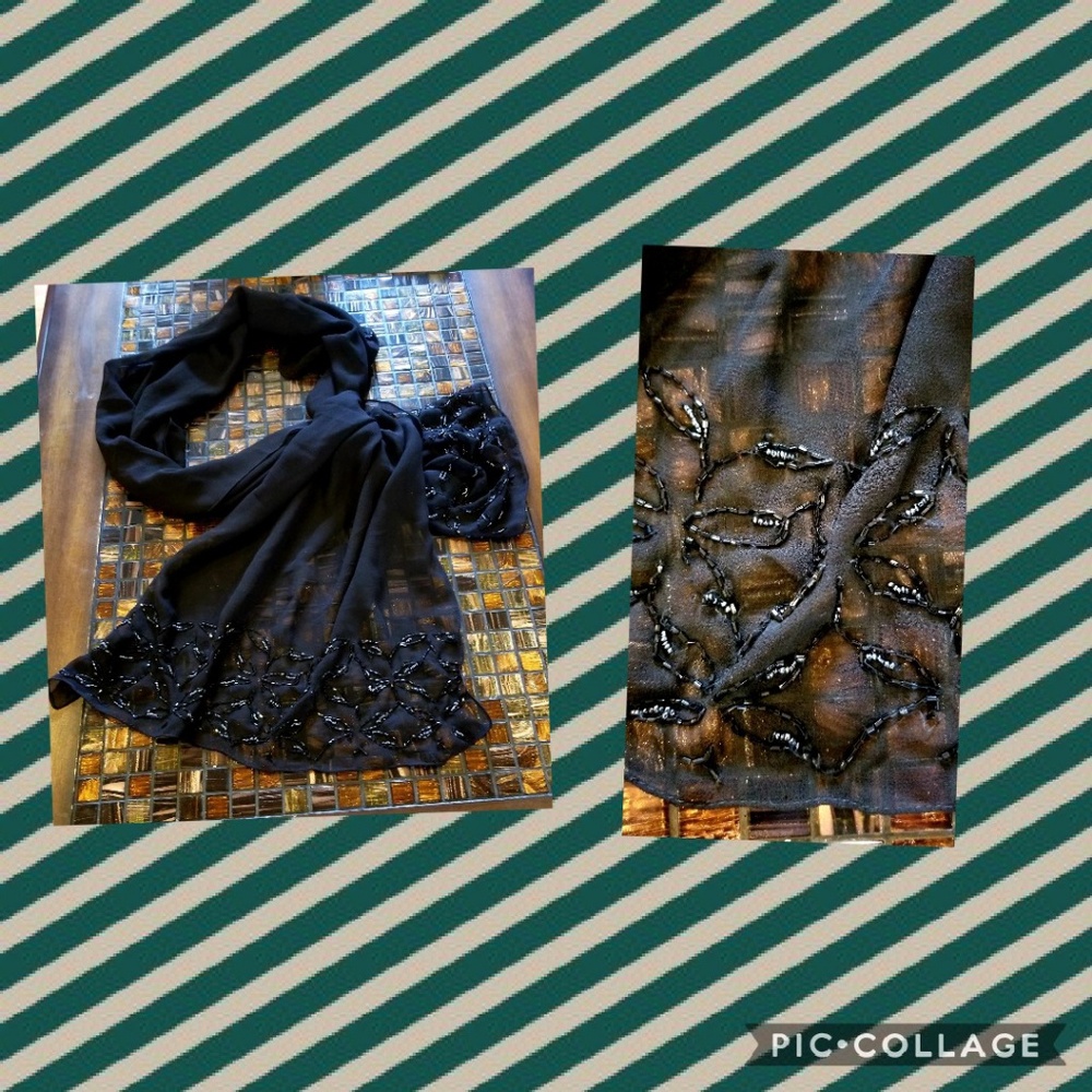 Elegant Black Scarf